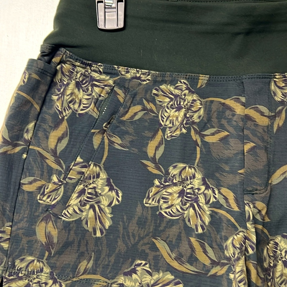 Athleta brand Trekkie North green printed shorts. - Picture 2 of 6